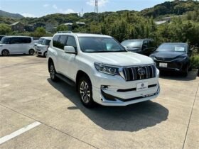 TOYOTA LAND CRUISER PRADO 2023