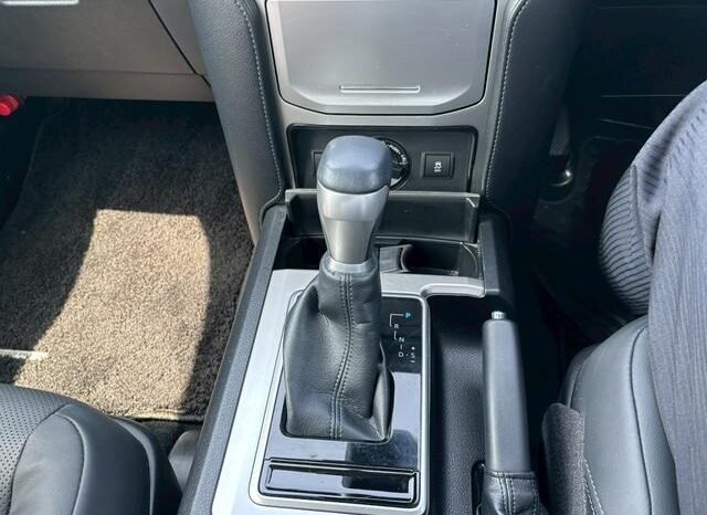 
								TOYOTA LAND CRUISER PRADO 2023 full									