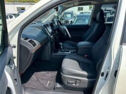 
										TOYOTA LAND CRUISER PRADO 2023 full									