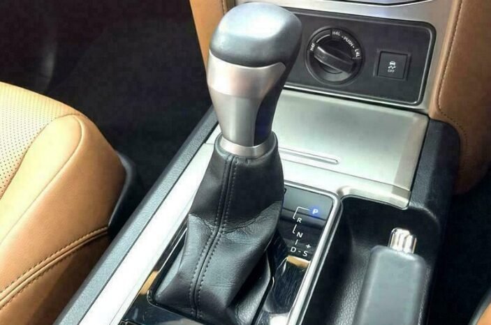 
								2022 TOYOTA LAND CRUISER PRADO TX L PACKAGE full									