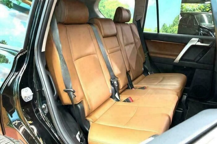
								2022 TOYOTA LAND CRUISER PRADO TX L PACKAGE full									