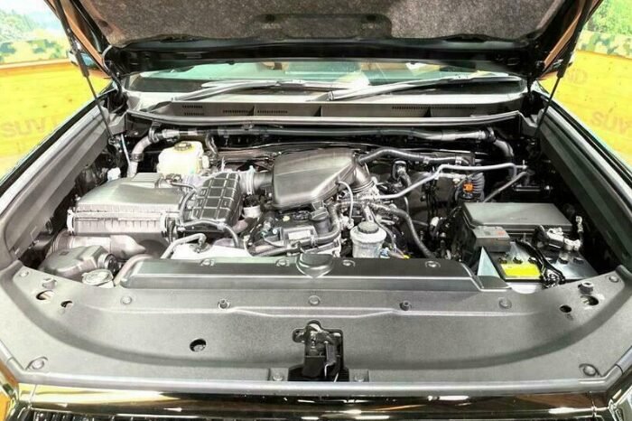 
								2022 TOYOTA LAND CRUISER PRADO TX L PACKAGE full									
