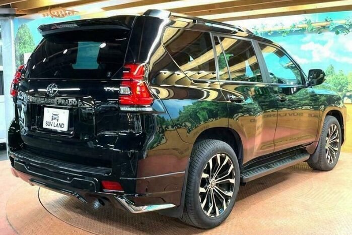 
								2022 TOYOTA LAND CRUISER PRADO TX L PACKAGE full									