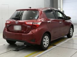 TOYOTA VITZ 2017