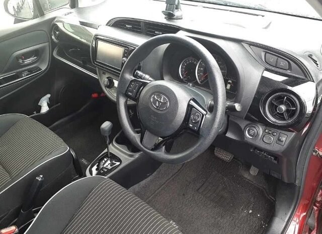 
								TOYOTA VITZ 2017 full									