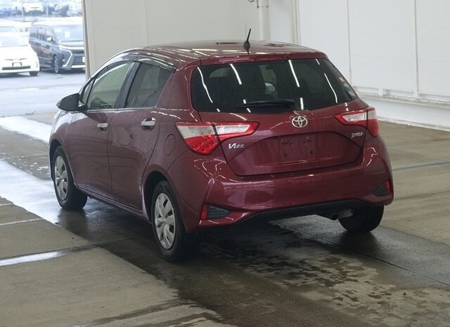 
								TOYOTA VITZ 2017 full									
