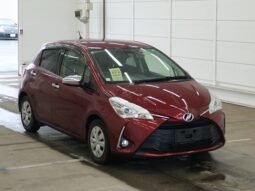 TOYOTA VITZ 2017