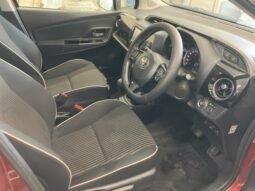 TOYOTA VITZ 2017