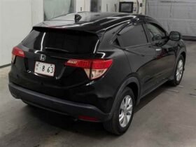 HONDA VEZEL 2015