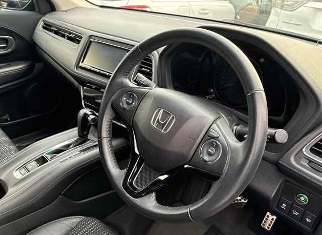 
								HONDA VEZEL 2015 full									