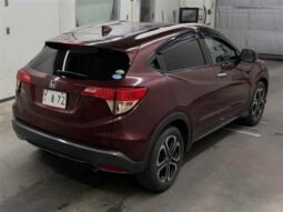 
										HONDA VEZEL 2015 full									