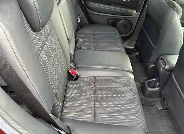
								HONDA VEZEL 2015 full									