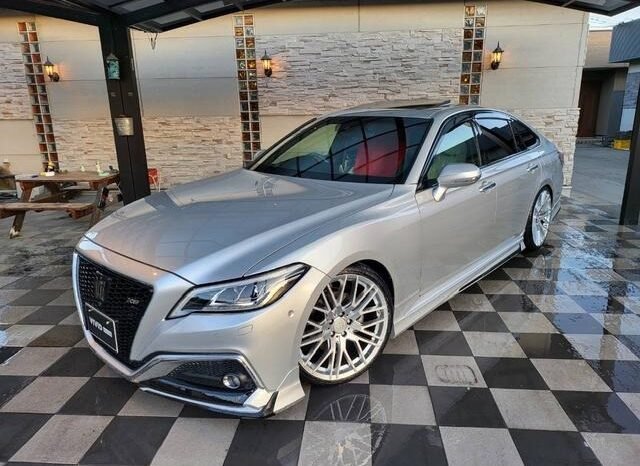 
								2019 TOYOTA CROWN RS full									