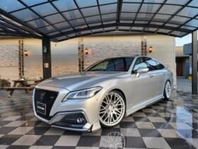 2019 TOYOTA CROWN RS