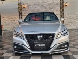
										2019 TOYOTA CROWN RS full									