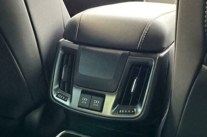 
								2021 TOYOTA CROWN RS full									