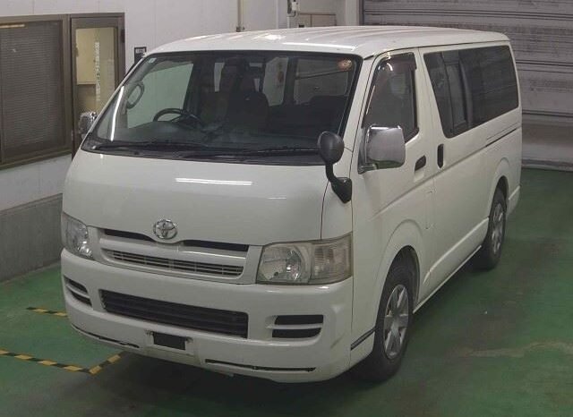 
								TOYOTA HIACE VAN full									