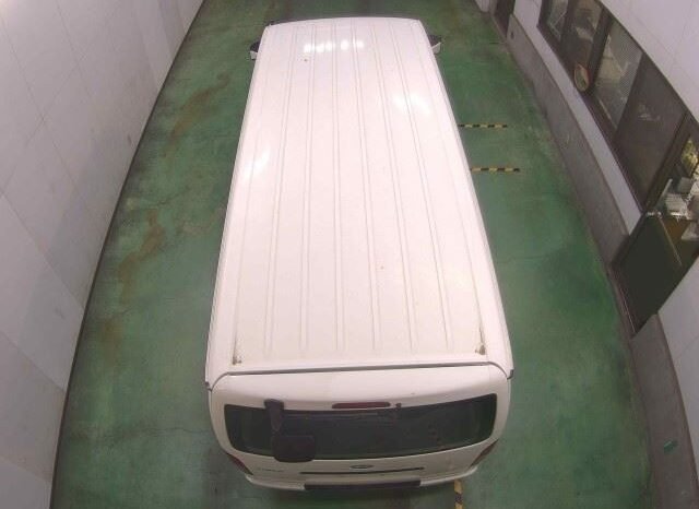 
								TOYOTA HIACE VAN full									